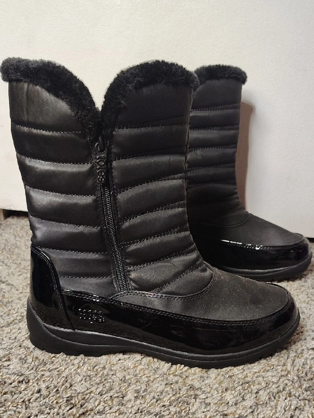 Totes Women's Black Insulated Winter Boots with Faux Fur Trim Size 10M